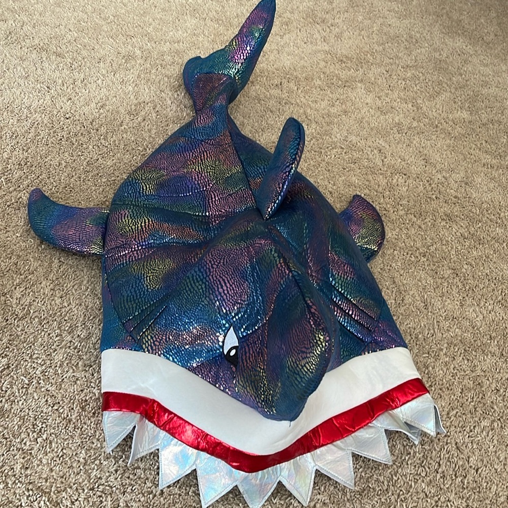PetSmart Thrills & Chills blue iridescent shark dog Halloween costume XXL